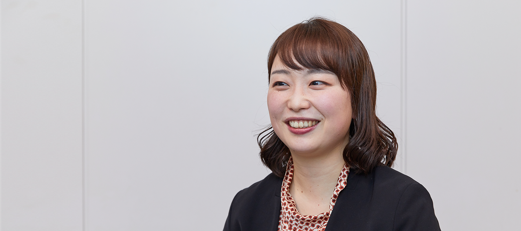 赤井 捺美 NATSUMI AKAI