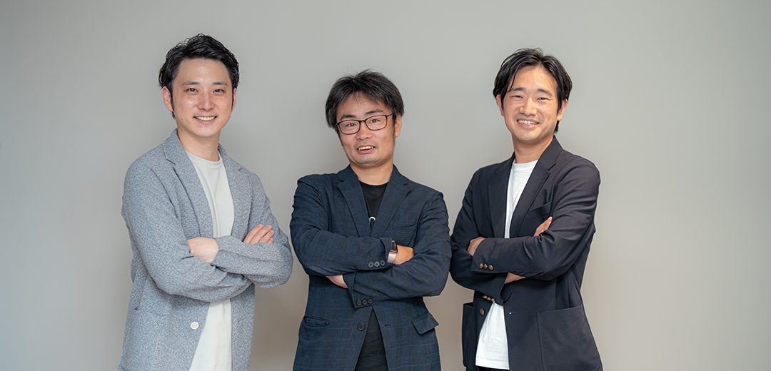 株式会社GAUSS　代表取締役社長　宇都宮 綱紀さま、株式会社GAUSS　取締役副社長　長谷川 正平さま、株式会社三越伊勢丹ホールディングス　小田 将輝さまの写真